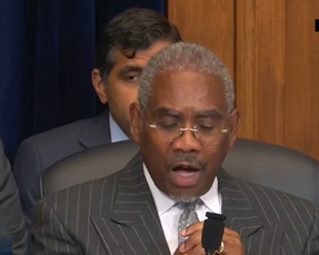 عضو مجلس نمایندگان امریکا: خروج از افغانستان به دلیل توافقنامه دوحه بدون بازگشت شده بود