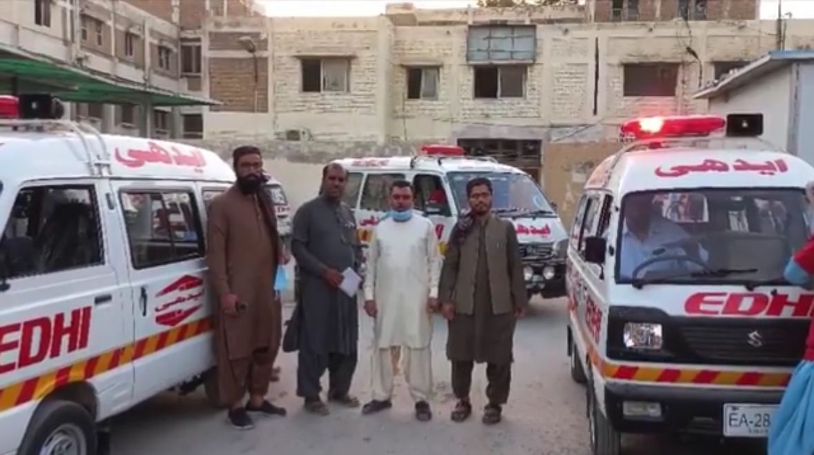 طالبان اجساد پنج افغان تیرباران شده در مرز پاکستان و ایران را به خانواده‌های‌شان تحویل داد