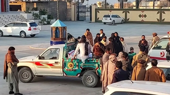 کورمې ولسوالۍ کې له ۲میاشتو راهیسي د موټرو په تګ راتګ بندیز خلک له سختو ستونزو سره مخ کړي