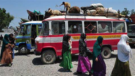 سرفراز بګټي: د ناقانونه افغان کډوالو د ویستلو بهیر به د پنجشنبې په ورځ پیل شي
