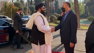 امارت اسلامی مهمان جمهوری اسلامی؛ فرش سرخ ایران پیش پای هیات طالبان