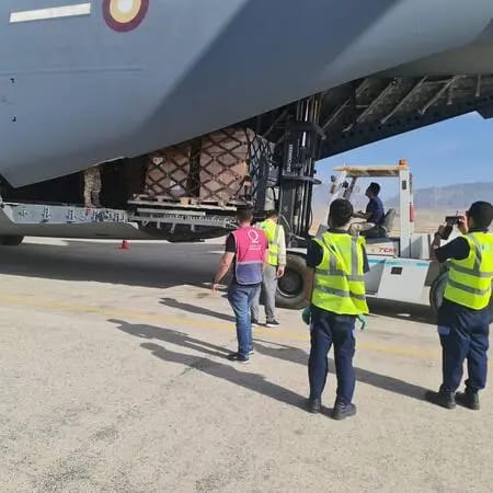 نهاد خیریه قطر: تاکنون به سیل‌زدگان افغانستان در سه هواپیما، ۶۰ تن کمک فرستاده‌ایم