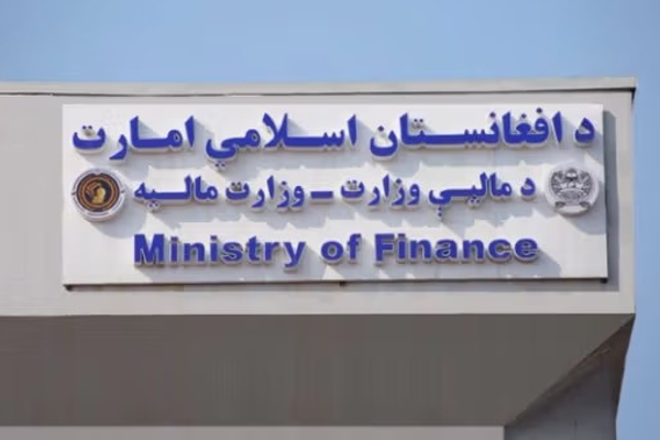 د سلواغې تر ۱۹مې وروسته؛ طالبانو له پاکستان نه د وارېدونکو درملو پر محصول بندیز ولګاوه