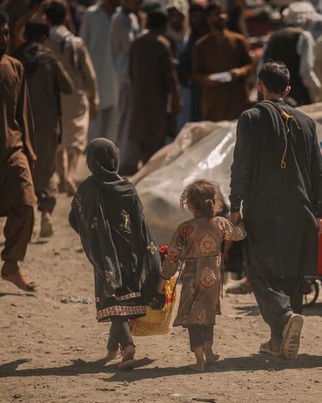 مسؤول أممي: المهاجرون المرحَّلون قلقون بشأن تعليم بناتهم