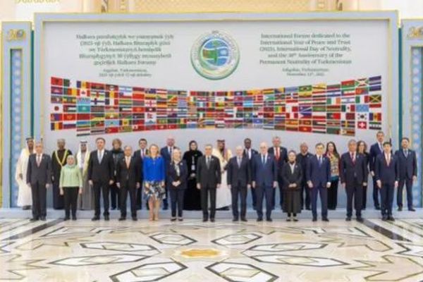 سعودي: رښتینې سوله د باور جوړونې او خبرو له لارې پیلېږي