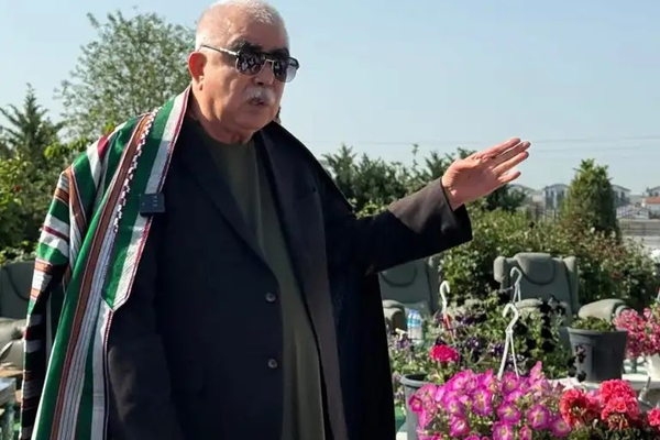 دوستم يدعو المجتمع الدولي إلى إجبار طالبان على "حوار وطني"