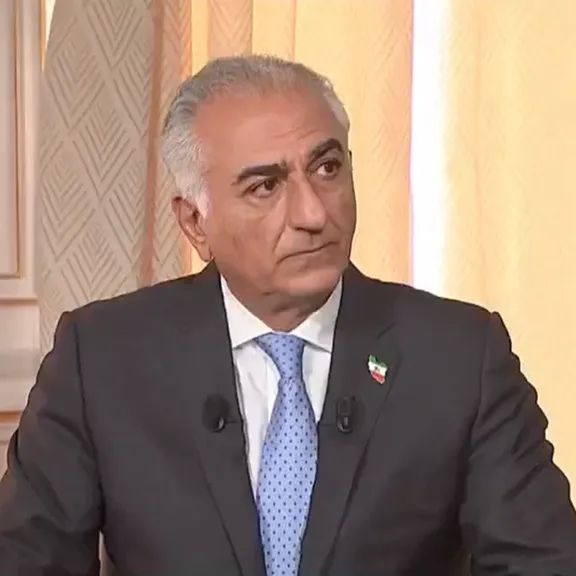 شهزاده رضا پهلوي خامنه‌يي ته؛ ستا د ایران ضد رژیم تر ړنګېدو به مبارزه دوام ولري