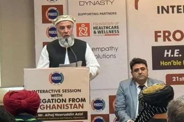 د طالبانو د سوداګرۍ وزیر له افغان سیکانو او هندوانو غوښتي چې هېواد ته ستانه شي