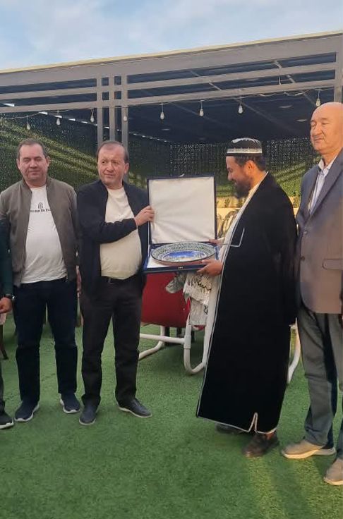  ازبکستان په تخار ولایت کې د «شاه مشرب» زیارت د رغولو ژمنه وکړه