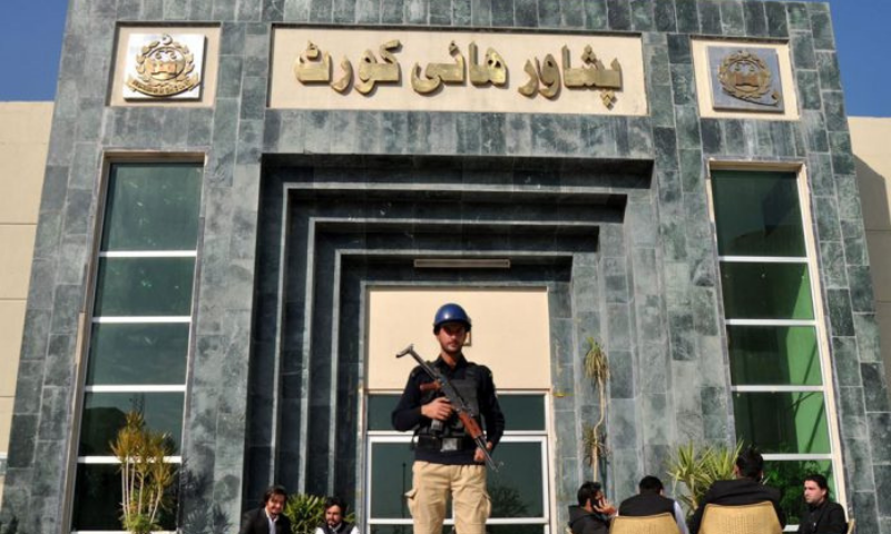 پېښور کې د هغو پاکستاني وګړو لپاره قضیه ثبت شوه چې له خپل هېواده د اېستلو ګواښ سره مخ دي