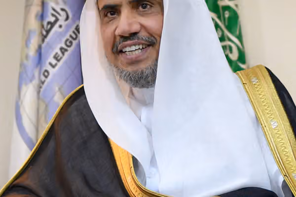 د اسلامي همکاریو سازمان مشر: د اسلام په نوم د ښځو پر وړاندې تاوتریخوالی هېڅ مشروعیت نه لري