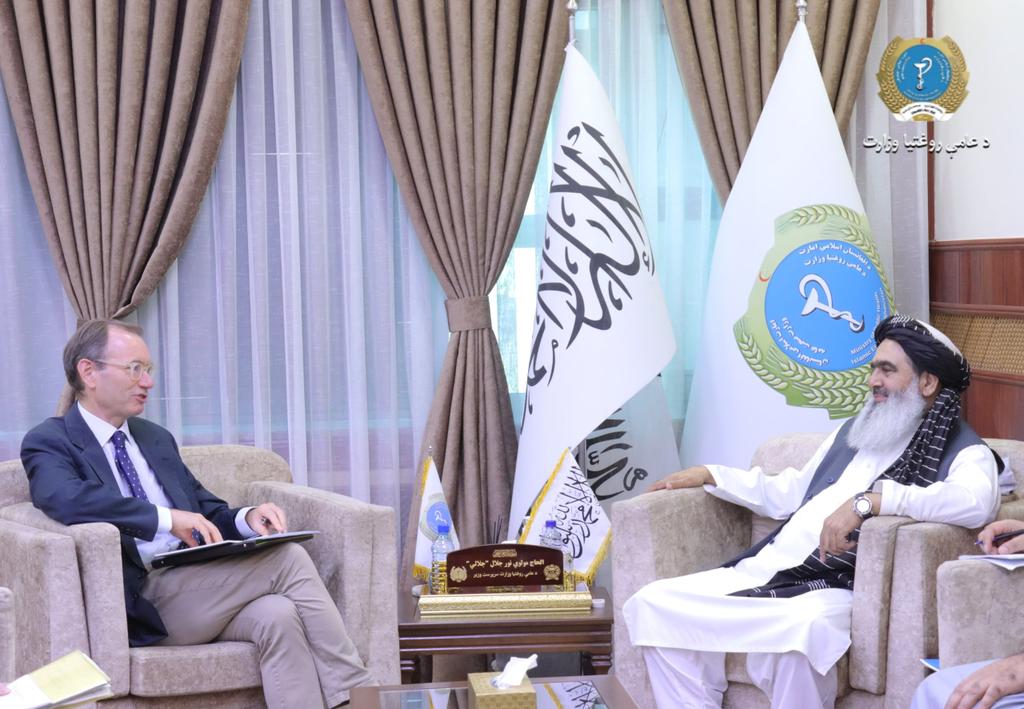 وزیر صحت طالبان از دیپلومات بریتانیا خواست برای جلب کمک به بخش صحی افغانستان همکاری کند