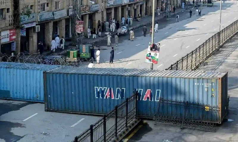 د پاکستان د قانون وزیر: بېړنی حالت د خیبر پښتونخوا په ټولو سیمو پلی کېږي