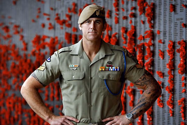 رویټرز: یو پخوانی اسټرالیایي سرتېری د بېوسلې افغانانو د وژلو په تور ونیول شو