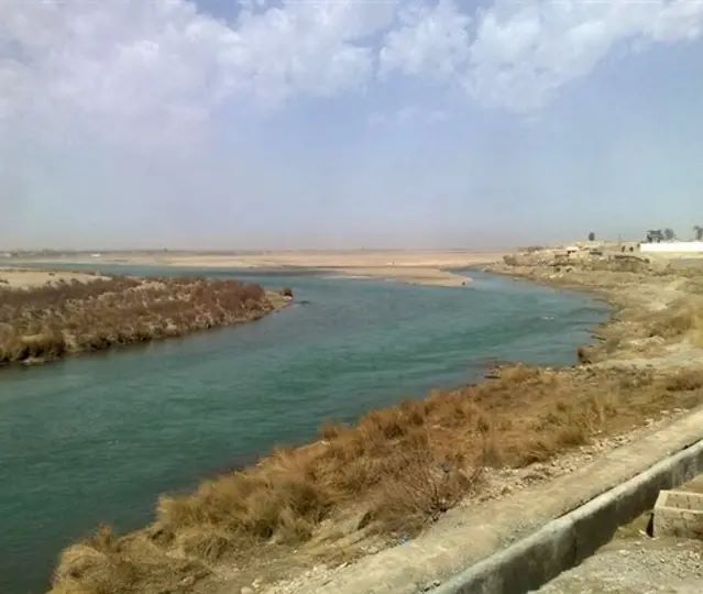 دیپلومات سابق جمهوری اسلامی:طالبان حقابه ایران را در مزارع کشت مواد مخدر استفاده می‌کند