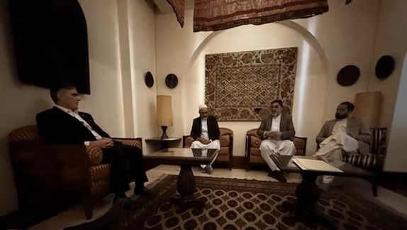 د ایران د مرکزي بانک پخوانی رییس محمد رضا فرزین او د هرات صرافان 