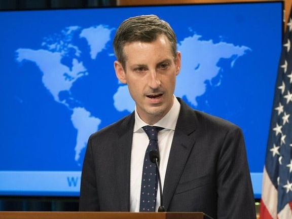وزارت خارجه امریکا مسمویت دختران دانشآموز در ایران را «نگرانکننده و نفرتآور» خواند