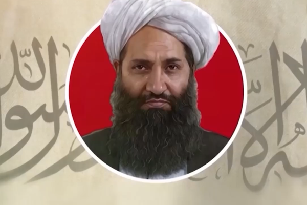 زعيم طالبان يطالب بتنفيذ أوامره دون نقاش ويدعو الشعب لطاعة رجال الدين