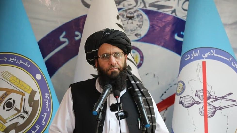 مقام برکنار شده طالبان می‌خواست نام مقامات دخیل در قاچاق مواد مخدر را افشا کند