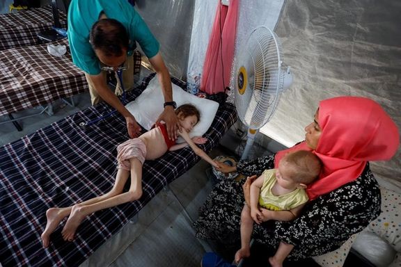 مرگ کودکان بر اثر گرسنگی؛ «مادران فلسطینی نوزادان خود را با آب سیر میکنند»