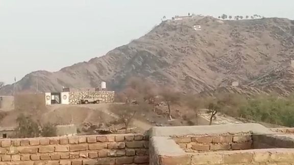 یک شب پس از بسته شدن گذرگاه تورخم؛ درگیری بین طالبان و مرزبانان پاکستان آغاز شد