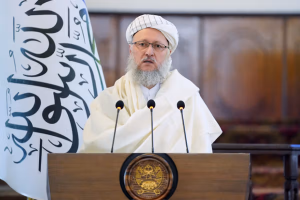 عبدالسلام حنفي: جګړو او د متخصصو کادرونو کمښت د افغانستان روغتیايي خدمتونه اغېزمن کړي