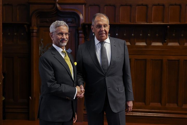 د هند او روسیې د بهرنیو چارو وزیرانو د افغانستان د وضعیت په اړه خبرې کړې