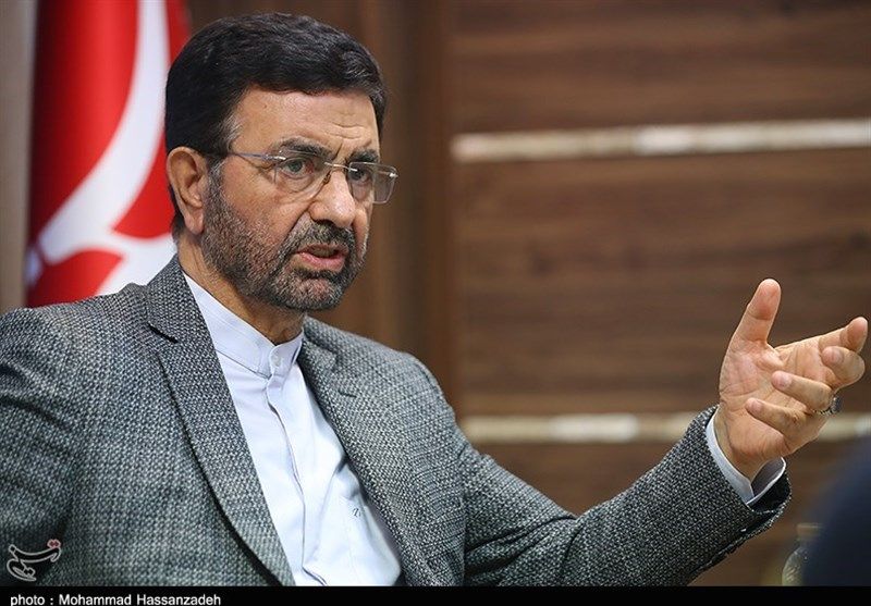 نماینده مجلس ایران می‌گوید با گزینه‌های مختلف مانند قطع آب و برق بر طالبان فشار آورده شود 