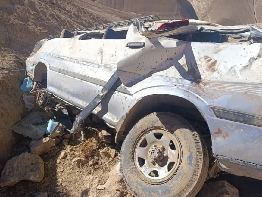 فاریاب کې د یوې ټرافیکي پېښې له امله ۹ کسان مړه او ۱۶ نور ټپیان دي