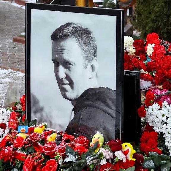 پنځه اروپایي هېوادونه وایي الکسي ناوالني د زهري موادو له امله مړ شوی