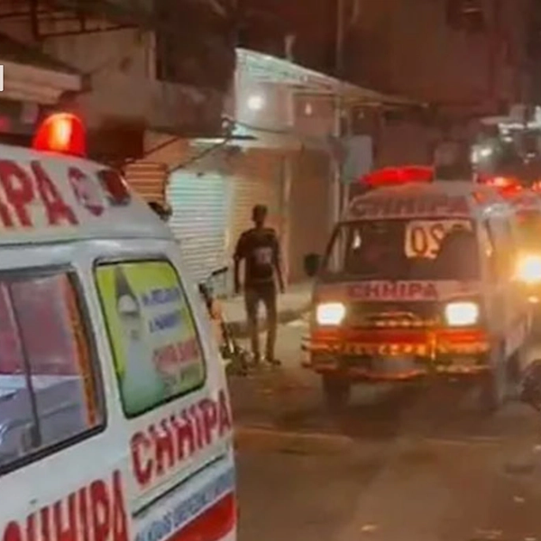 د پاکستان په کراچۍ ښار کې د یو اپارتمان دننه د درې ښځو مړي موندل شوي