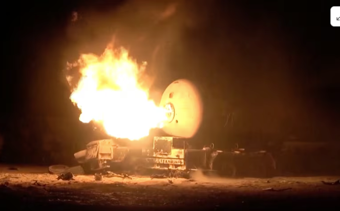 په یمن کې د تیلو پر بندر د امریکا په برید کې ۷۴ کسان وژل شوي