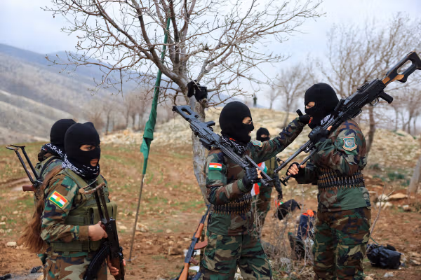 گروههای مسلح کرد میگویند برای مقابله با جمهوری اسلامی آمادهاند