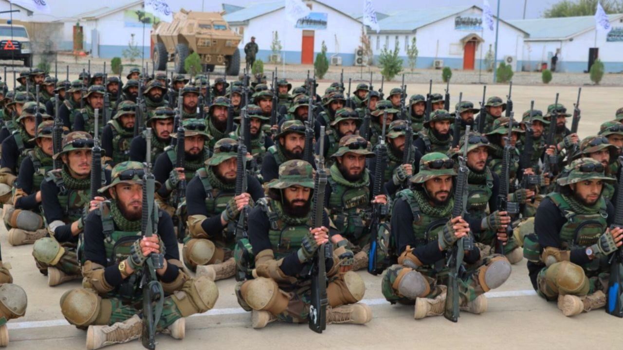 طالبانو له پنجشیر څخه ۱۵۰۰ جنګي طالبان ډیورنډ کرښې ته څېرمه ولسوالیو ته لېږلي