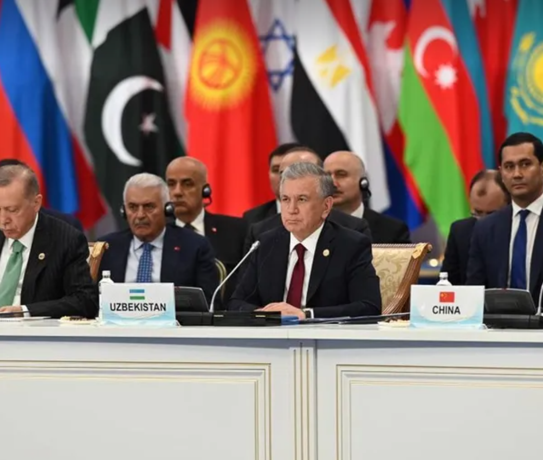 Need to Form International Negotiations Group for Afghanistan, Says Uzbek President
