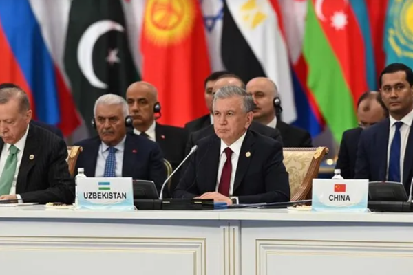 Need to Form International Negotiations Group for Afghanistan, Says Uzbek President