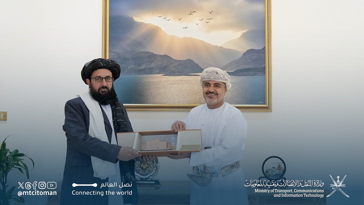 وزیران ترانسپورت طالبان و عمان در مسقط دیدار کردند