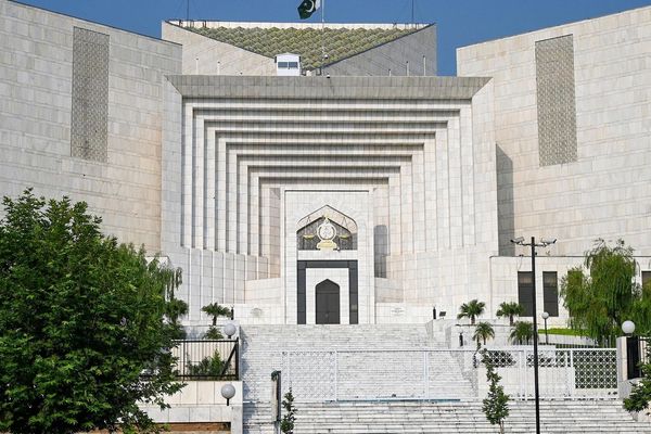 په پاکستان کې د قاضیانو تبدیلۍ د عدليې پر خپلواکۍ سیوری غوړولی