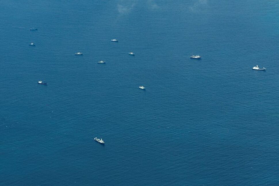 آسترلیا و فیلیپین در دریای چین جنوبی تمرینات نظامی مشترک برگزار کردند