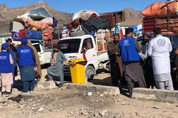 Taliban Denounces Pakistan’s Afghan Deportations, Urges Migrant Rights Protection