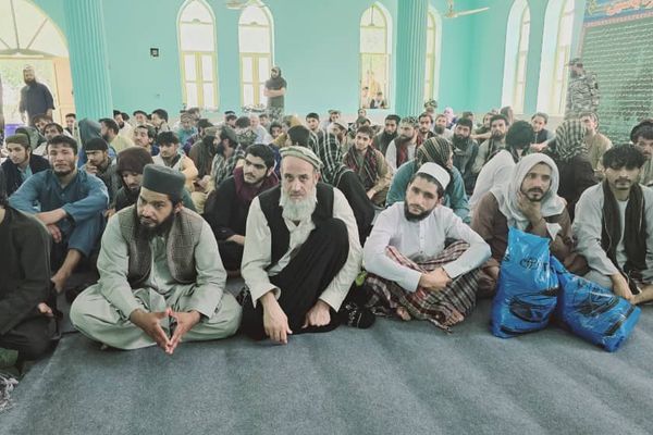 د طالبانو سترې محکمې په امر د ننګرهار له زندانه څه باندې ۳۰۰ بندیان خوشې شول