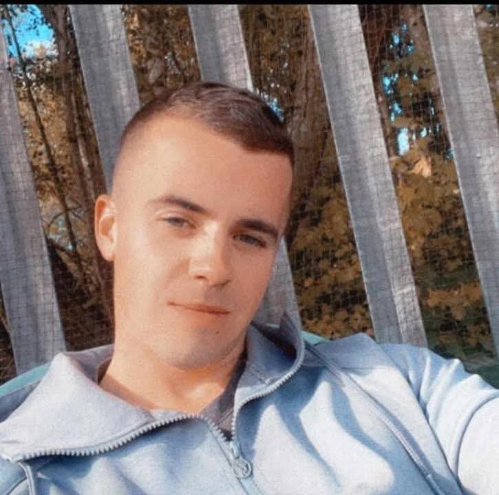 یو برېتانیایی سرتېری چې په افغانستان کې یې خدمت کړی و په خپل کور کې مړ پیدا شوی