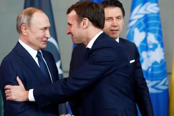 کرملین: پوتین د اوکراین د جګړې په اړه له مکرون سره خبرو ته چمتو دی