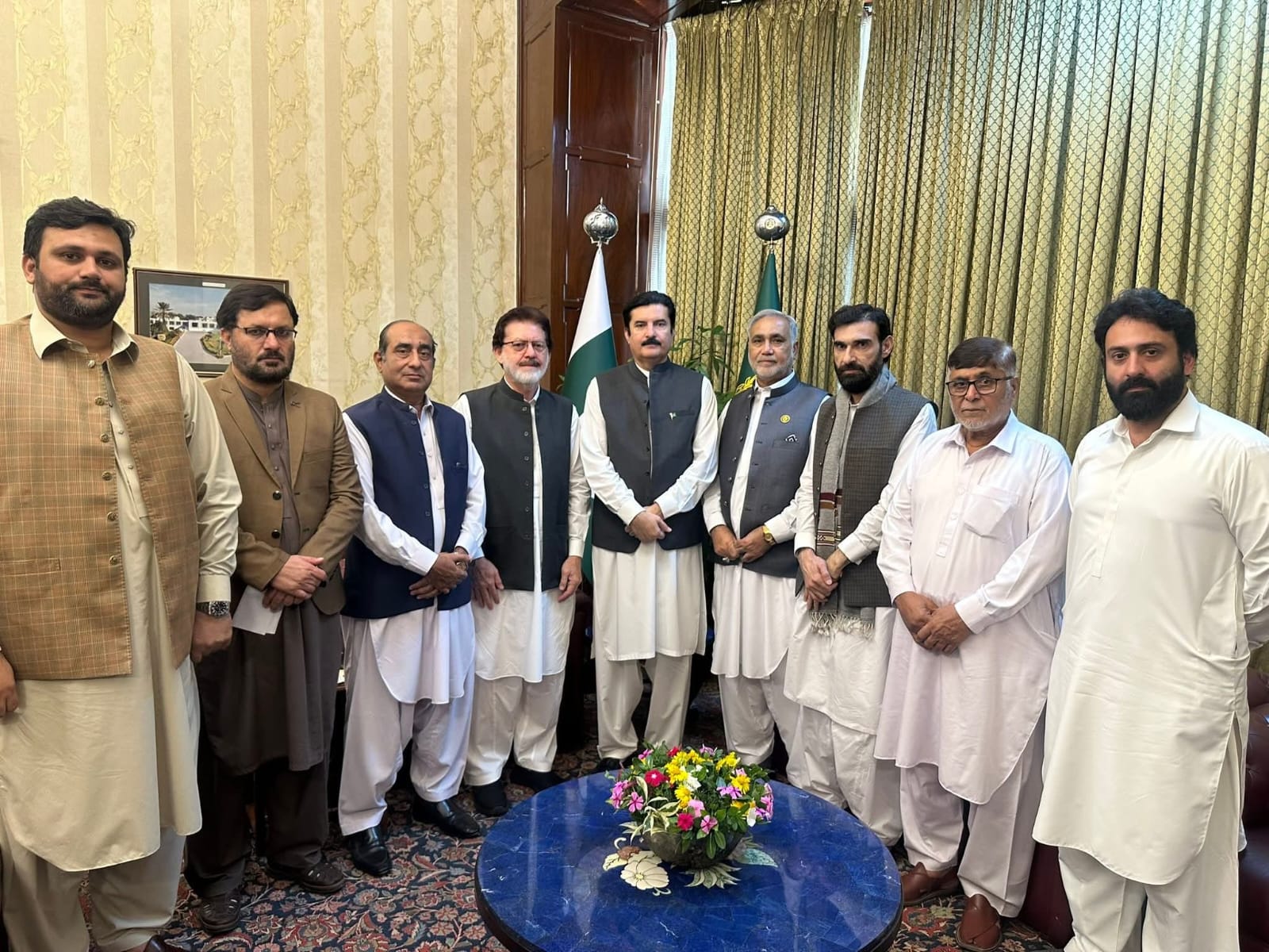 د خیبر پښتونخوا سوداګر: د لارو له بندېدو سره د خيبر پښتونخوا اقتصاد له زیان سره مخ دی