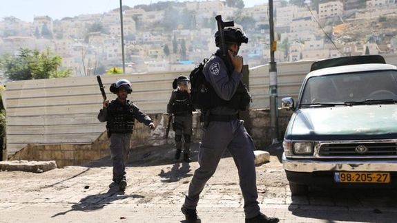 پولیس اسرائیل: چهار اسرائیلی در حمله یک مهاجم عرب کشته شدند