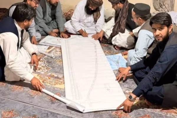 نماینده شهرداری کابل با انتشار عکس به گزارش بازداشت شهردار طالبان واکنش نشان داد