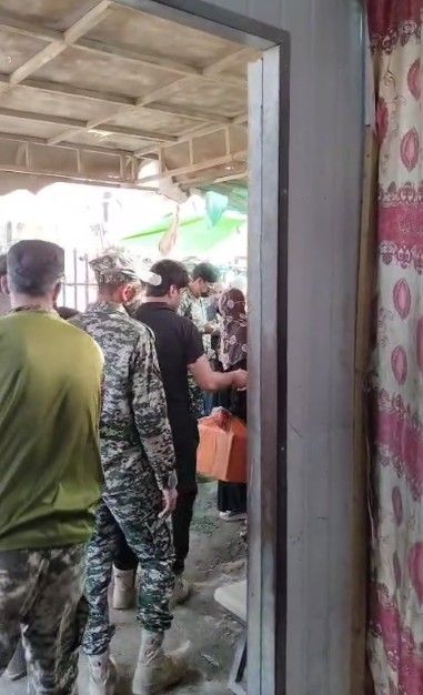 گذرگاه تورخم به روی مهاجرین افغان باز شد