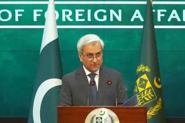 پاکستان وايي هیله لري له طالبانو سره راتلونکي پړاو مذاکرات مثبتې پایلې ولري