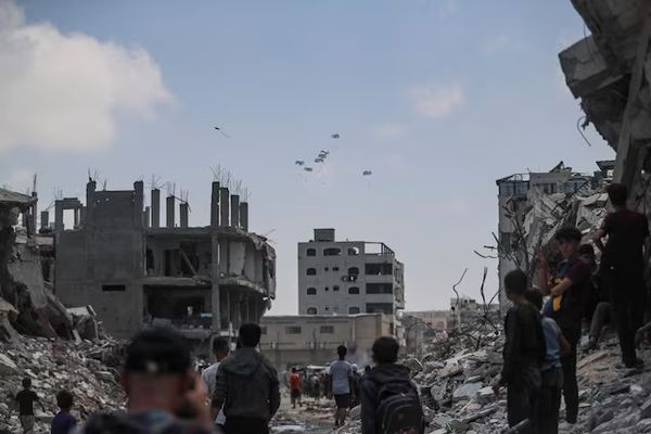 ۳۸ نفر در صف دریافت غذا در غزه کشته شدند