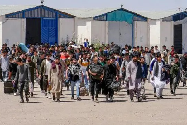 طالبان: د تېرې میاشتې پرتله له ایران څخه د کډوالو اېستل کم شوي